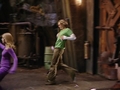 sarah-michelle-gellar - Sarah in Scooby Doo 2: Monsters Unleashed featurette screencap