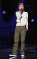 Hayley at VMA rehearsals - hayley-williams photo