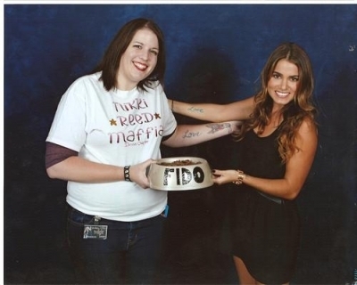  Nikki Reed - Twicon in Chicago (with fans)