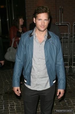  Peter Facinelli @ Movie  Society & 2(x)ist Host A Screening Of "Buried