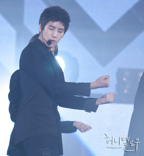 Kyuhyun at Gyeongju Hallyu Dream Concert 