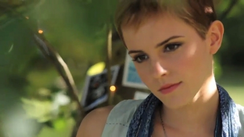  Screencaps from "Love from Emma" 2.0 for People pohon Photoshoot Video