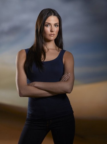  Taylor Cole as Vicky Wallace