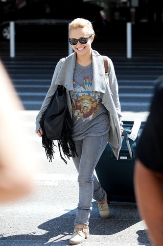  hayden Arrives at LAX airport 17th September 2010 2