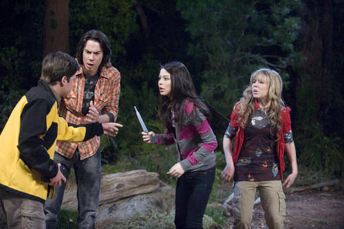  iCarly（アイ・カーリー） pics!! aaww Nathan looks so hot and cute!!!