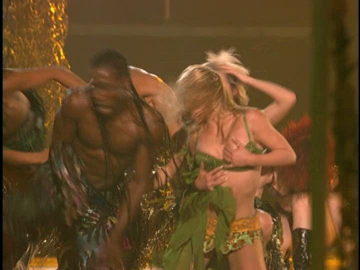 I'm A Slave 4 U [Live From Las Vegas] - Britney Spears 720x540