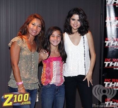  Z100 meet and greet and کنسرٹ
