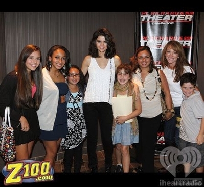 Z100 meet and greet and コンサート