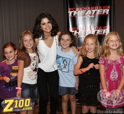  Z100 meet and greet and concierto