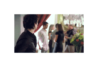 Damon notices Mason in TVD S02 Ep01
