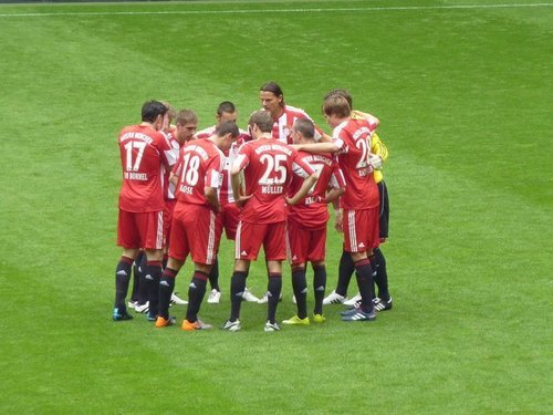  FC Bayern(1) - 1. FC Köln(1)