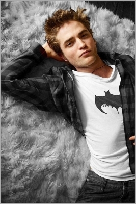  Robert Pattinson > Photoshoots > Shinning Magazine