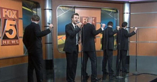  Screenshots I took from Celtic Thunder's performance on лиса, фокс