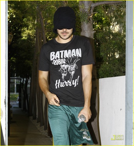 Zac out in Beverly Hills