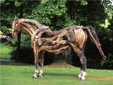  driftwood घोड़े