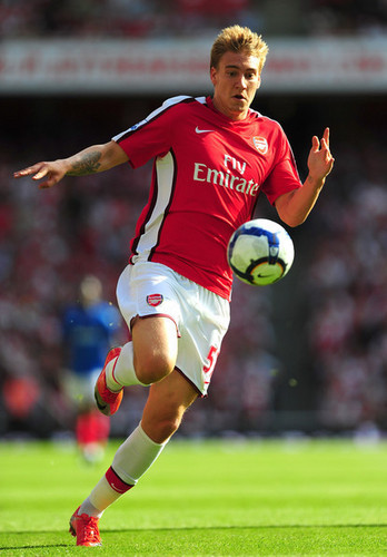 Bendtner playing for Arsenal