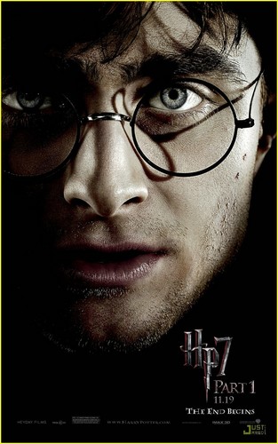 Harry Potter & The Deathly Hallows : Part I