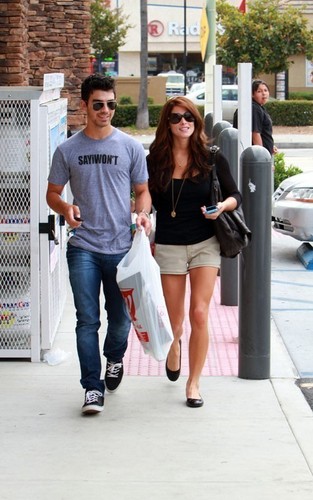  Joe And Ashley Out In LA