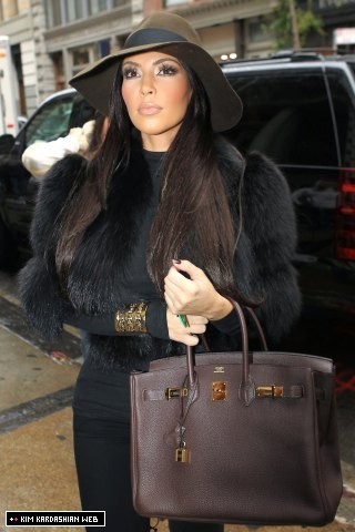  Kim and Kourtney are photographed out and about in New York 10/4/10