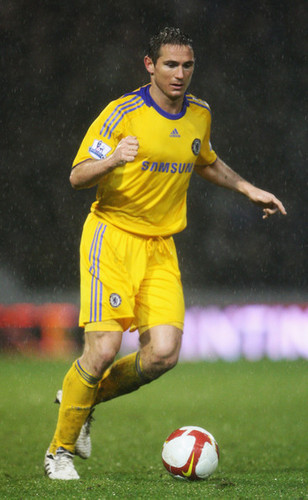  Lampard playing for Chelsea