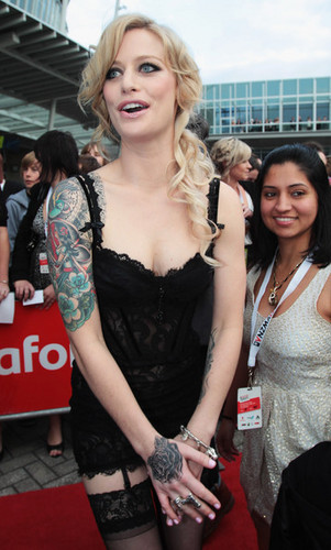 Gin Wigmore Arriving @ the 2010 Vodafone New Zealand Music Awards