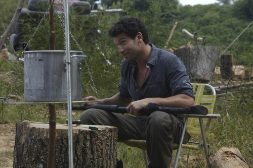  1x03 - Tell It to the Frogs - Promotional Fotos
