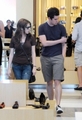 Anna Kendrick shopping with a guy - twilight-series photo