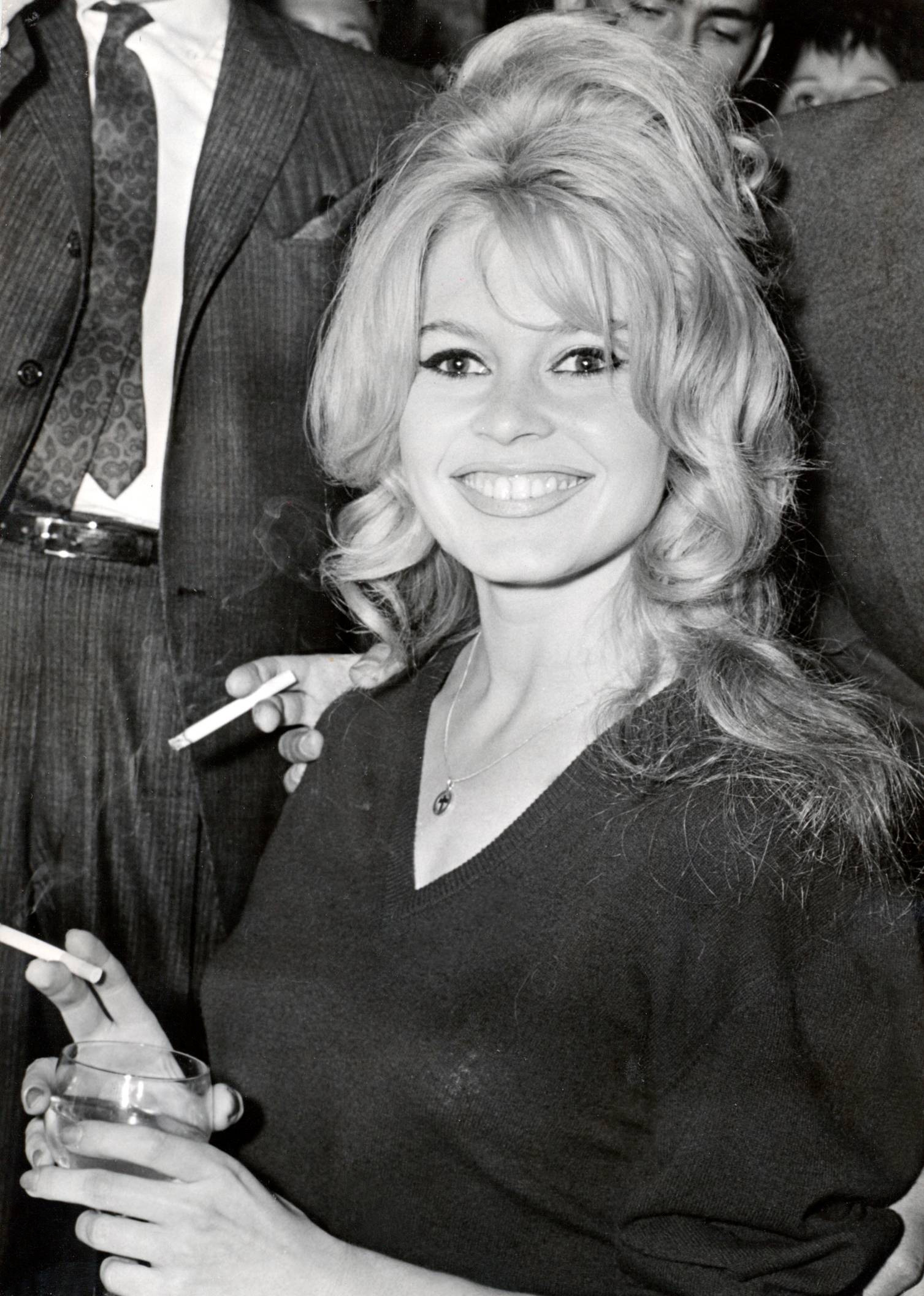 Brigitte Bardot - Wallpaper Actress