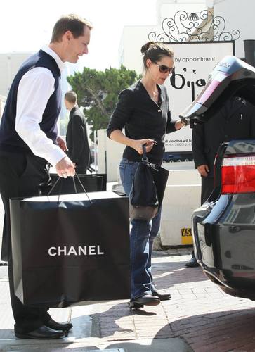 Jen Shopping at Channel and out with Violet!
