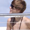 Justin Bieber in Hawaii - justin-bieber photo