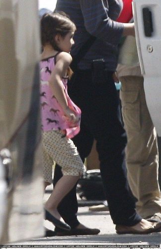 Katie and Suri on Set in Beverly Hills