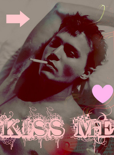  Kiss me Johnny