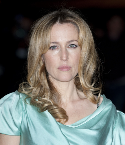  gillian anderson : never let me go