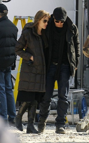  Angelina & Brad on set in Budapest