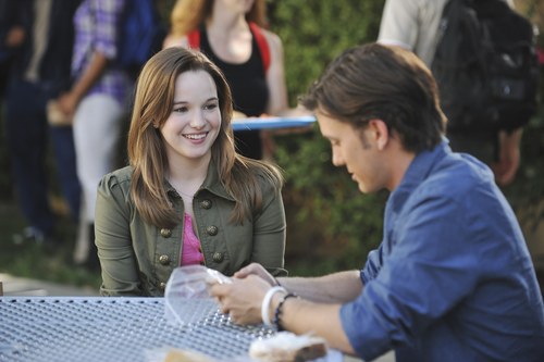  New Promotional Stills for 'No Ordinary Family'. (HQ)