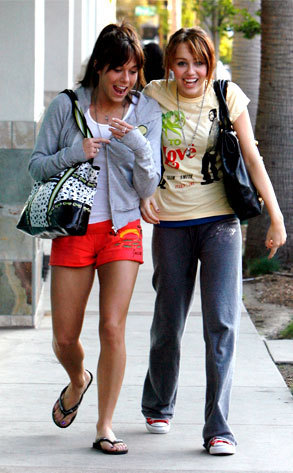  Team Miley and Mandy FOREVER! ;)