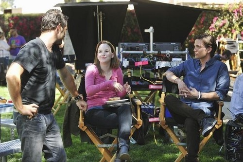  'No Ordinary Family' (2010) - Behind The Scenes foto