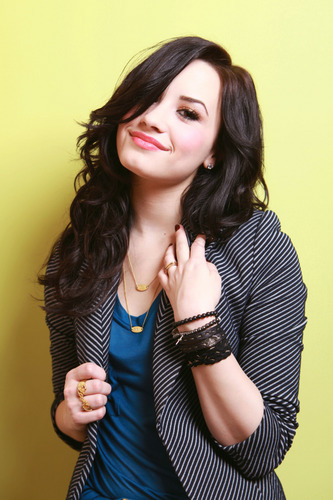  Demi Lovato bức ảnh
