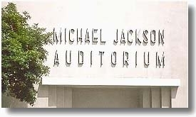  HELP US UNCOVER MICHAEL JACKSON'S NAME ON THE GARDNER mitaani, mtaa SCHOOL AUDITORIUM SIGN