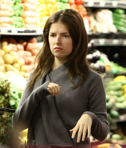 Anna Kendrick grocery shopping - October 22, 2010