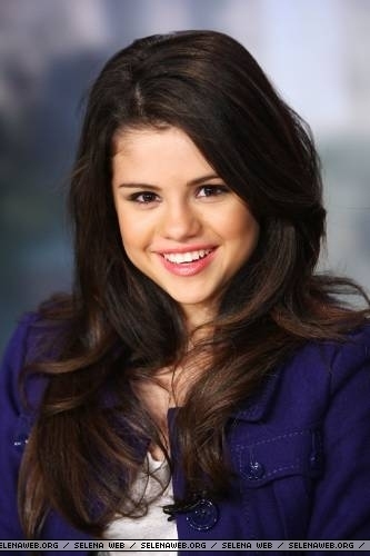  Selena photo