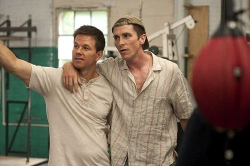 http://images4.fanpop.com/image/photos/16500000/The-Fighter-mark-wahlberg-16517335-500-332.jpg