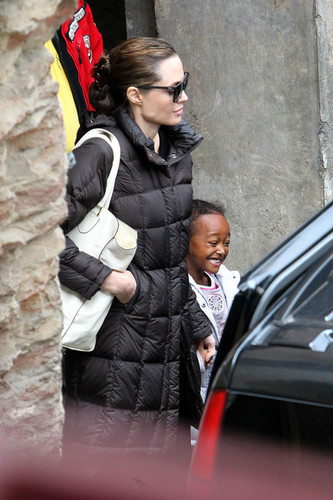  Angelina Jolie Takes her Kids to the Lukacs Thermal Bath in Budapest
