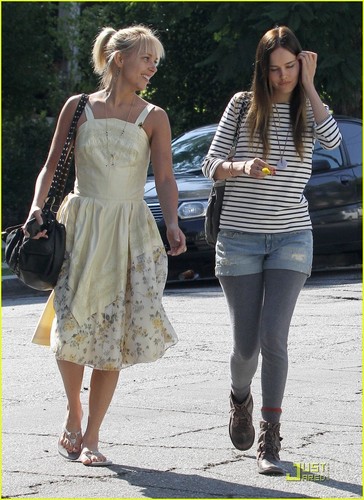 Isabel Lucas Has Fun With Friends