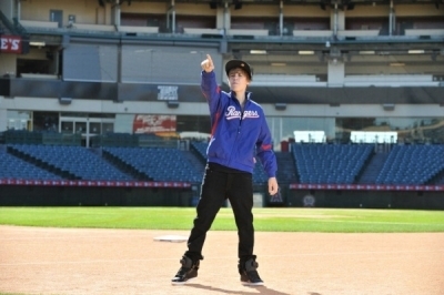 Never Say Never 27.10 (Angels Stadium)