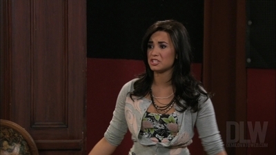 SWAC 2x18 Sonny With A 100% Chance of Meddling