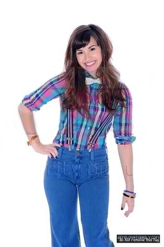  Demi Lovato - K Munyan 2008 for Twist magazine photoshoot