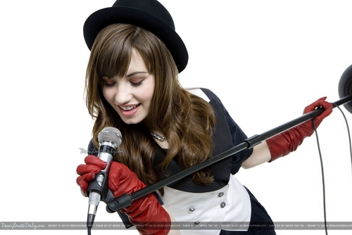 Demi Lovato - S Nields 2008 for Don't Forget album photoshoot