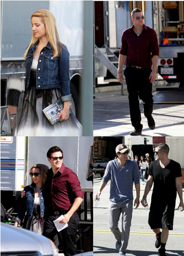  Glee Cast.