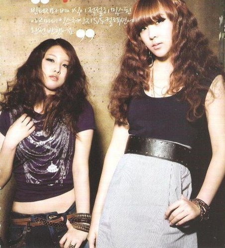 Jiyun & Sohyun